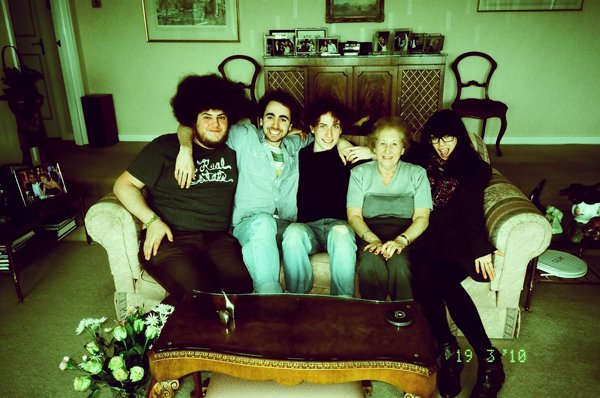 Yuck-the-band